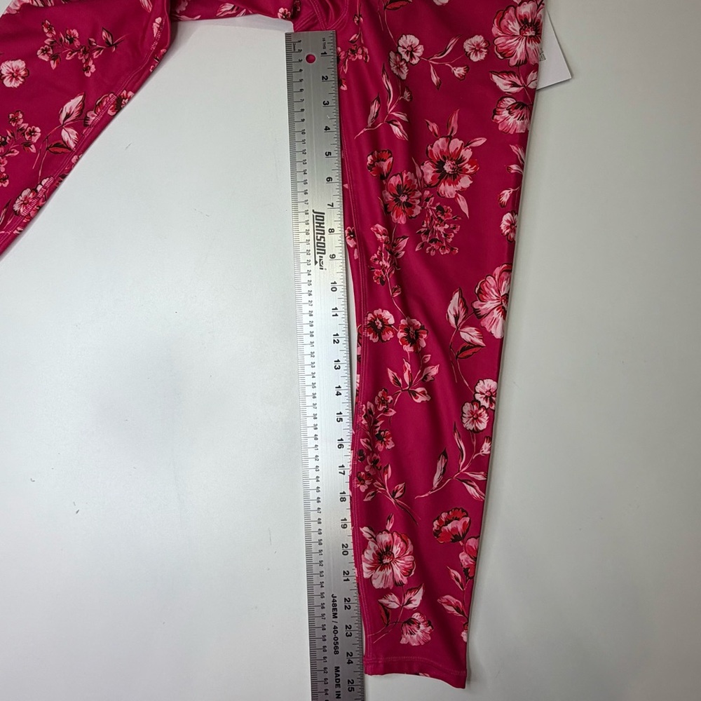 Johnny Was Misty Fall Bee Active V-Yoke Pink Floral Leggings, size M. NEW! - Picture 10 of 10